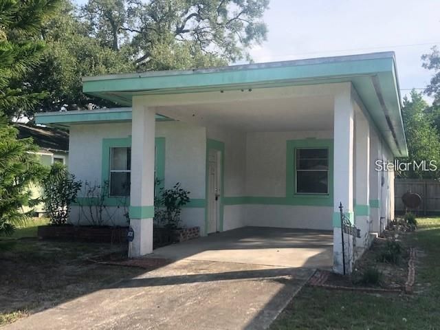 Recently Rented: $1,495 (2 beds, 1 baths, 888 Square Feet)