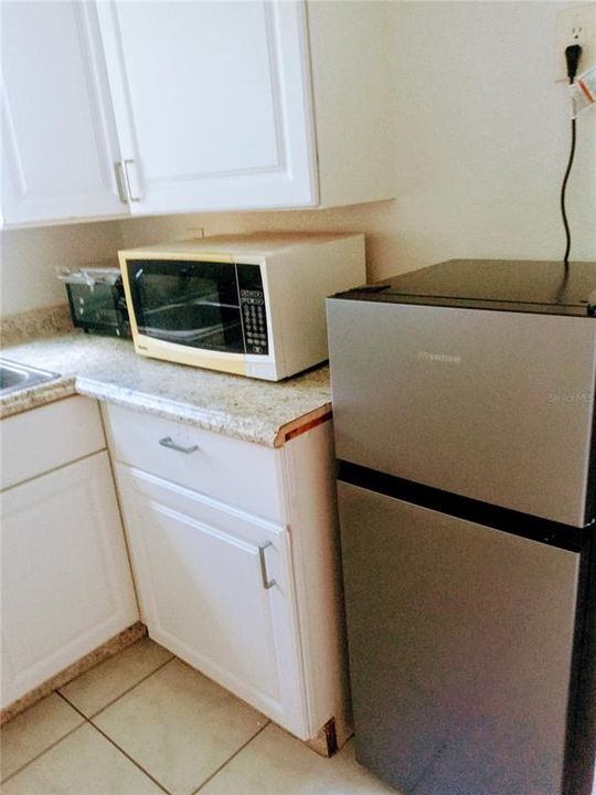 For Rent: $1,400 (1 beds, 1 baths, 790 Square Feet)