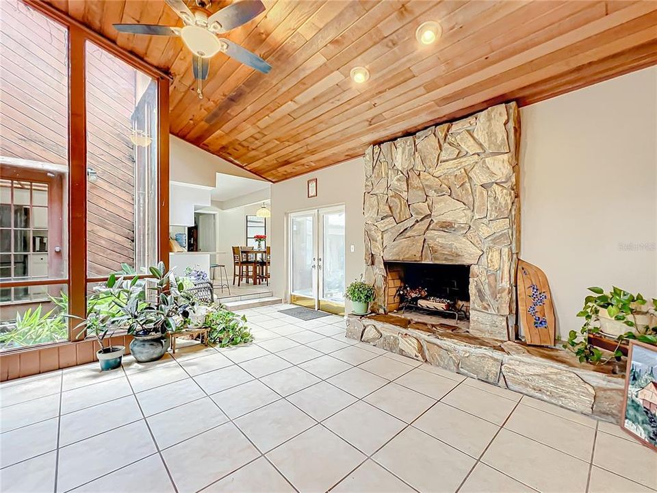 Family room to pool and kitchen