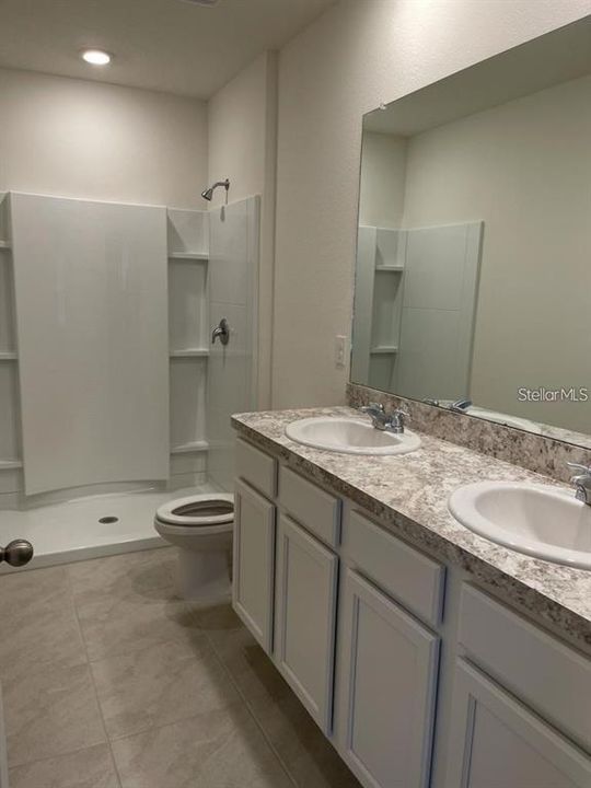 Active With Contract: $1,890 (3 beds, 2 baths, 1673 Square Feet)