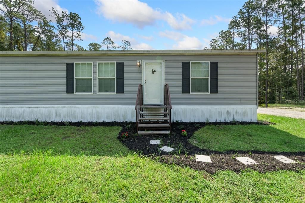 For Sale: $260,000 (3 beds, 2 baths, 1394 Square Feet)