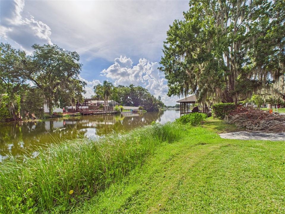 For Sale: $249,900 (3 beds, 2 baths, 1744 Square Feet)