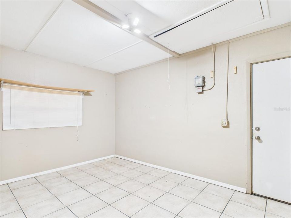 For Sale: $249,900 (3 beds, 2 baths, 1744 Square Feet)