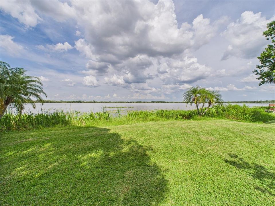 For Sale: $249,900 (3 beds, 2 baths, 1744 Square Feet)