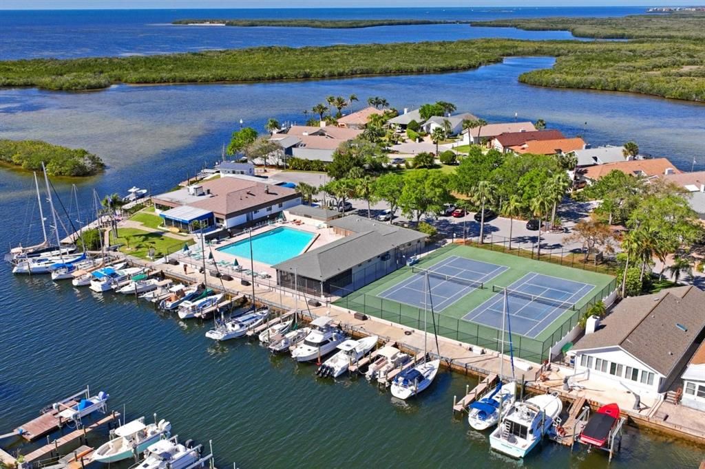 Gulf Harbors Yacht Club