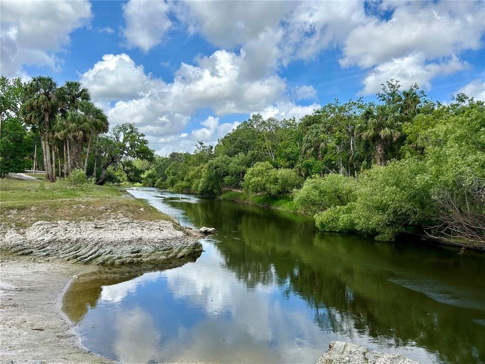 En Venta: $255,000 (3 camas, 2 baños, 1450 Pies cuadrados)