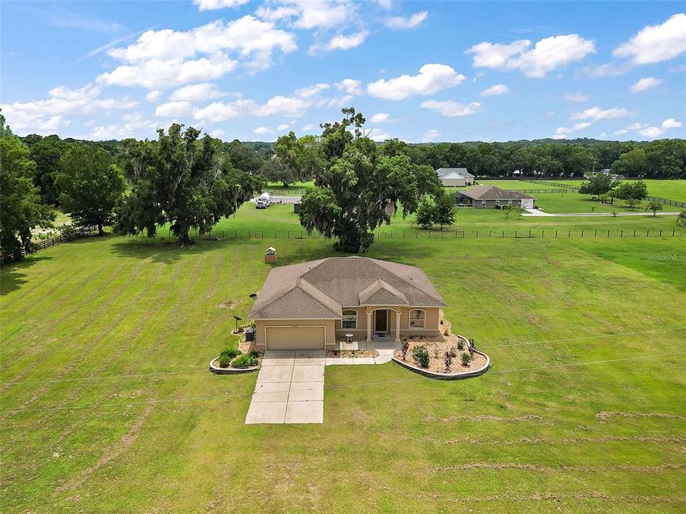 For Sale: $497,500 (3 beds, 2 baths, 1860 Square Feet)