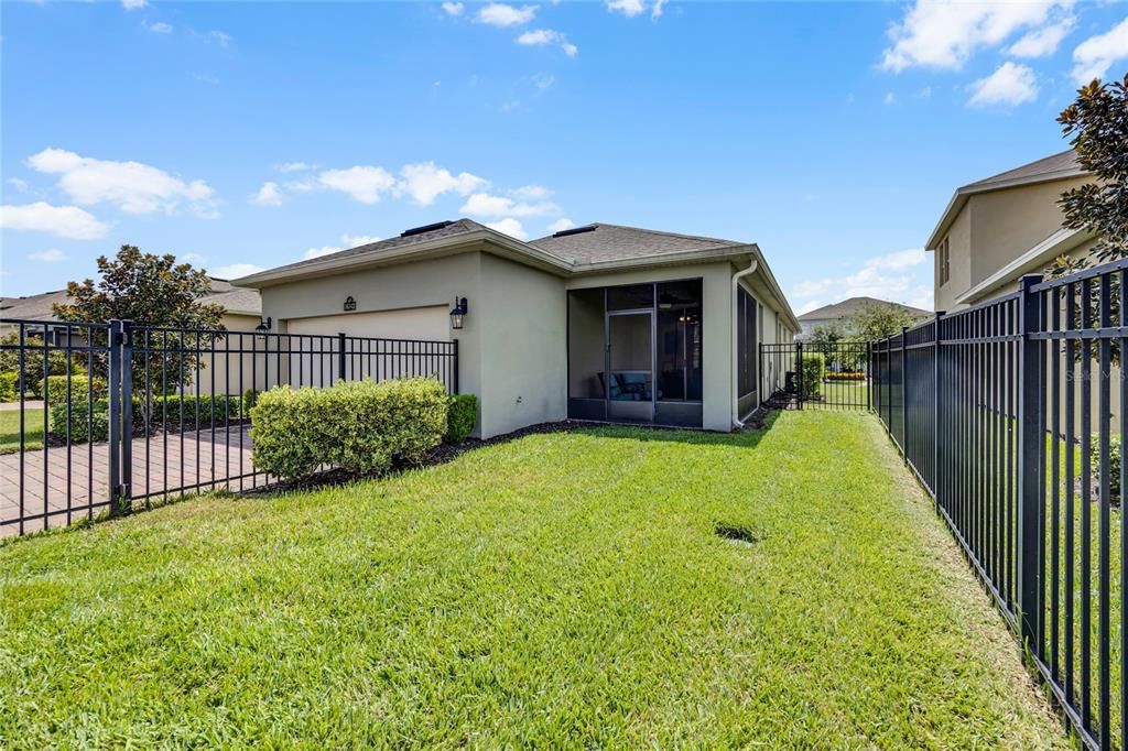 For Sale: $475,000 (3 beds, 2 baths, 1685 Square Feet)