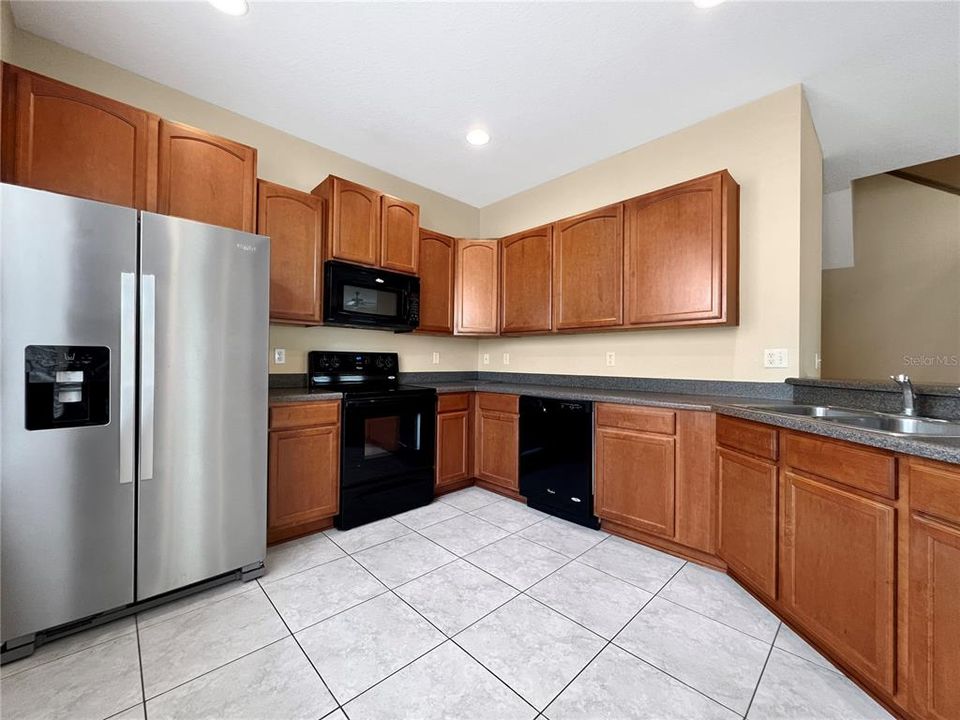 For Rent: $2,000 (3 beds, 2 baths, 1513 Square Feet)