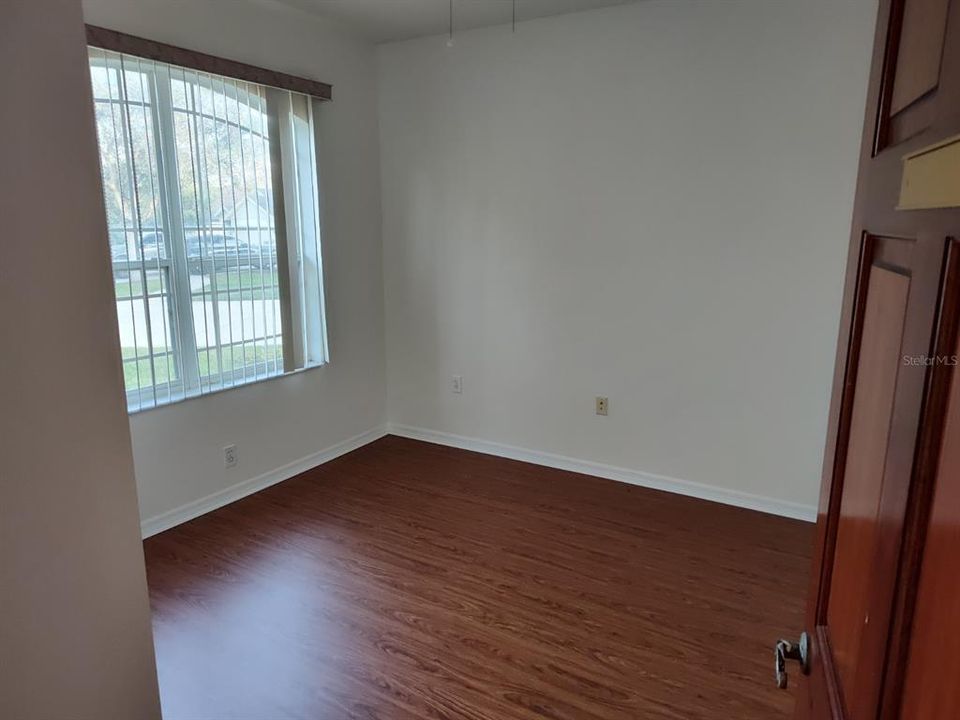 For Rent: $2,295 (3 beds, 2 baths, 1757 Square Feet)