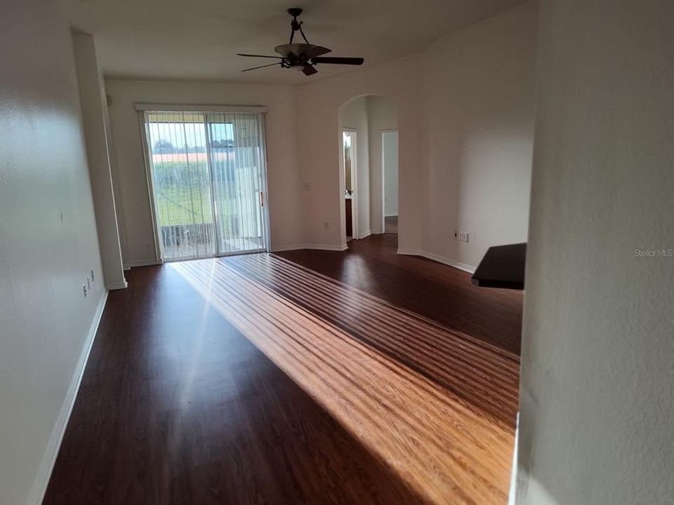 For Rent: $2,295 (3 beds, 2 baths, 1757 Square Feet)