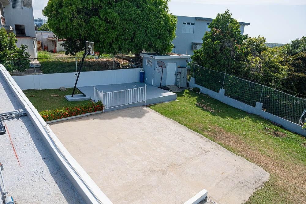 En Venta: $1,500,000 (3 camas, 3 baños, 2107 Pies cuadrados)