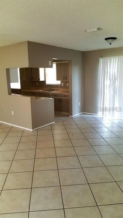 For Rent: $1,600 (2 beds, 2 baths, 1184 Square Feet)