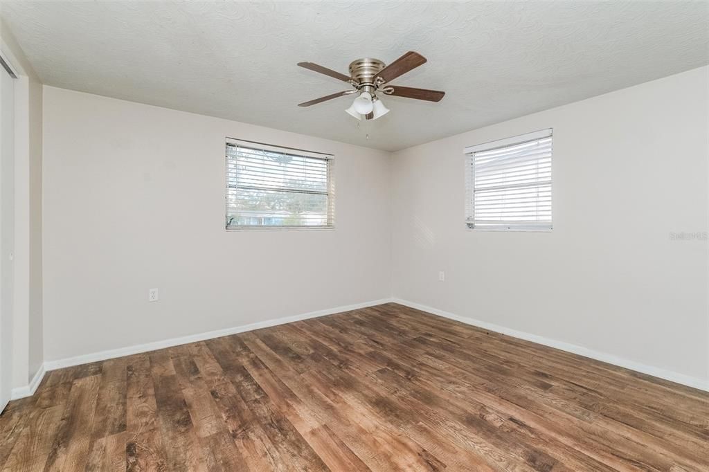 For Rent: $1,645 (2 beds, 1 baths, 1176 Square Feet)