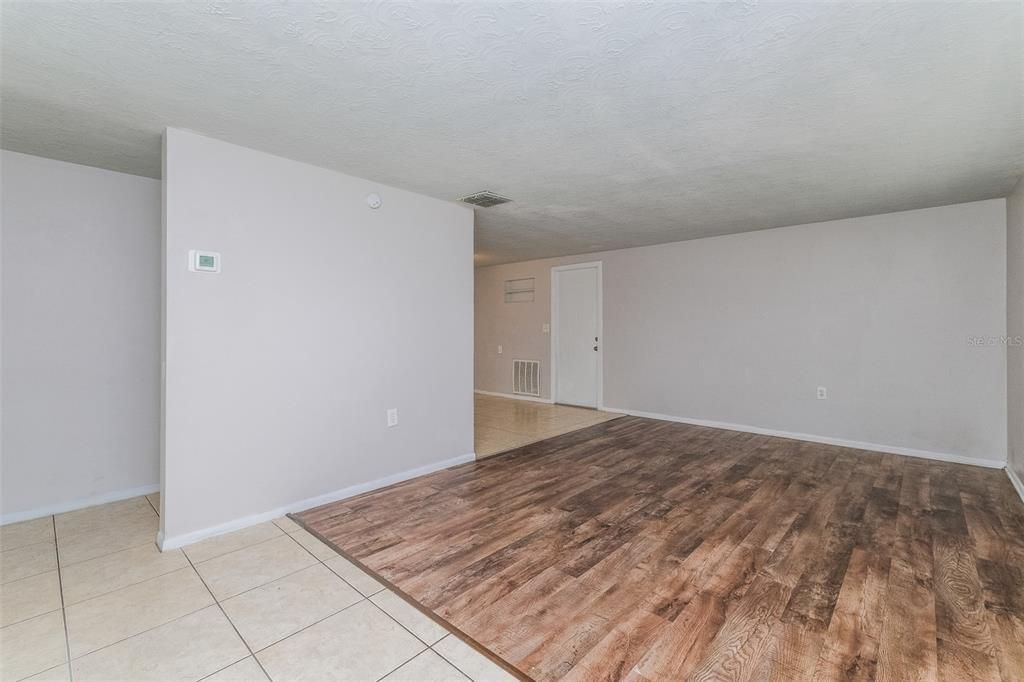 For Rent: $1,645 (2 beds, 1 baths, 1176 Square Feet)