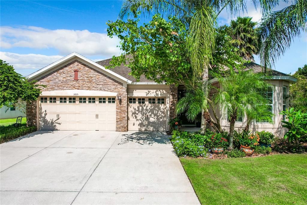 Recently Sold: $499,000 (3 beds, 3 baths, 2432 Square Feet)