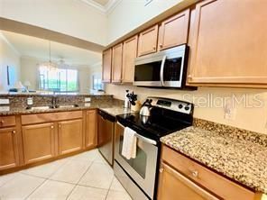 For Rent: $5,700 (2 beds, 2 baths, 1121 Square Feet)