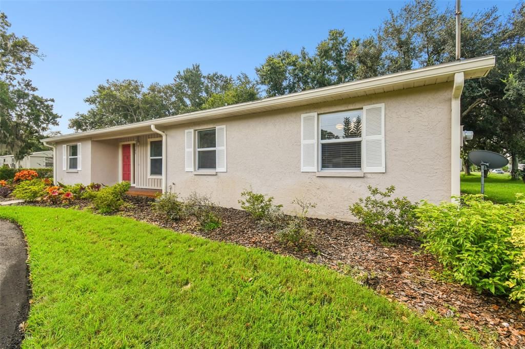 Active With Contract: $400,000 (3 beds, 2 baths, 1848 Square Feet)