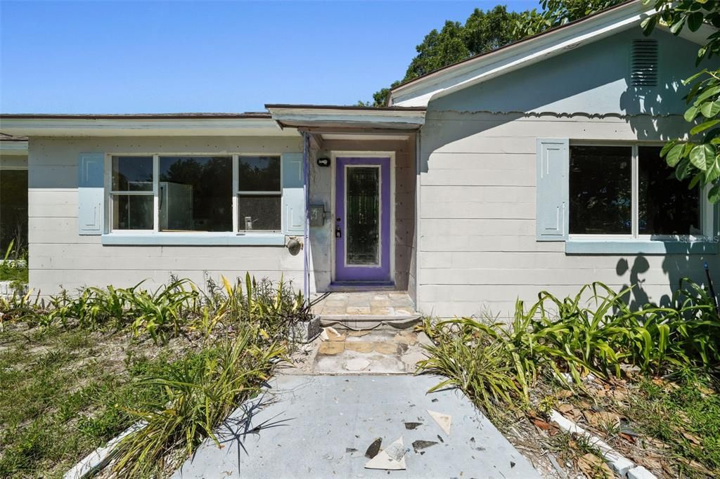 Recently Sold: $275,000 (3 beds, 2 baths, 1259 Square Feet)