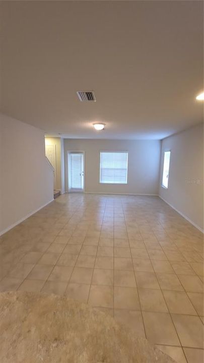 For Sale: $230,000 (2 beds, 2 baths, 1320 Square Feet)