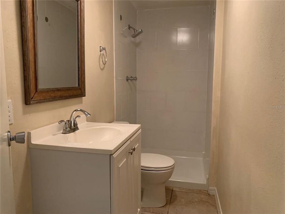 Active With Contract: $1,995 (3 beds, 2 baths, 1310 Square Feet)