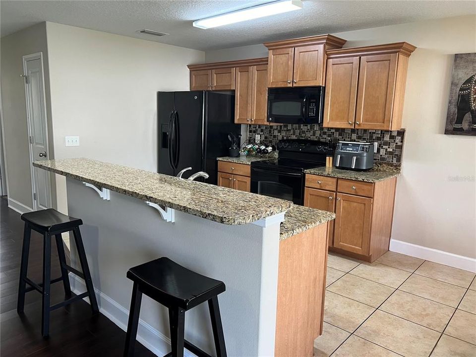 For Sale: $309,000 (3 beds, 2 baths, 1479 Square Feet)