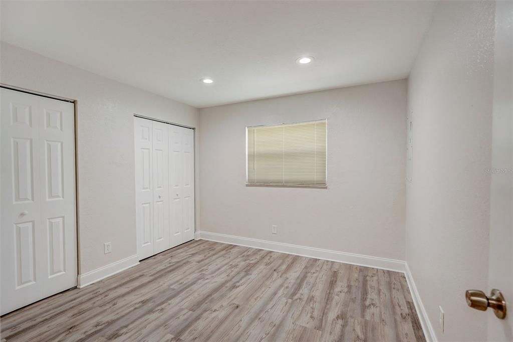 For Rent: $2,000 (3 beds, 2 baths, 1376 Square Feet)