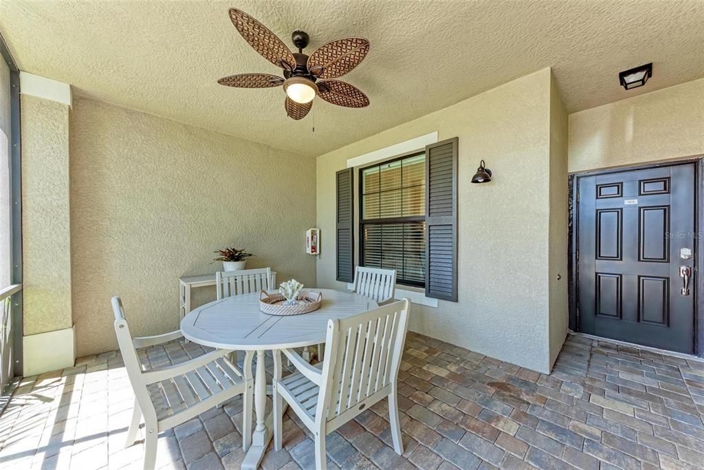 For Sale: $419,900 (2 beds, 2 baths, 1336 Square Feet)