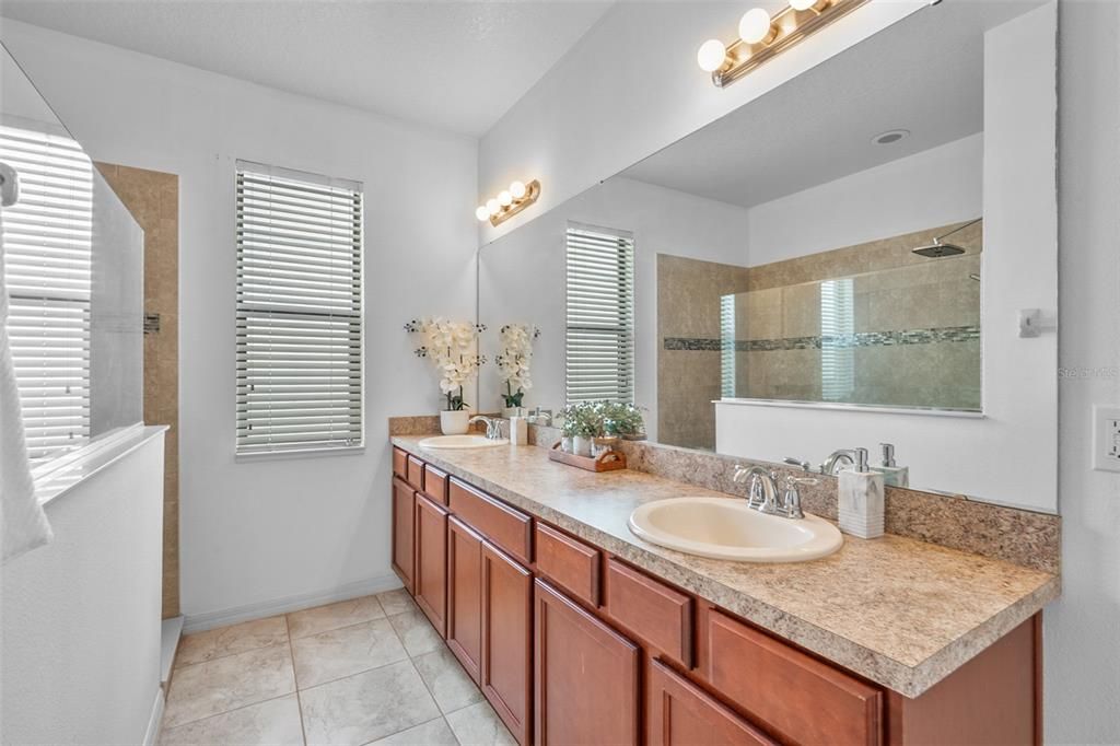 Active With Contract: $360,000 (4 beds, 3 baths, 1873 Square Feet)