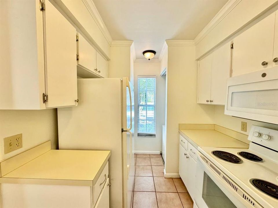 For Rent: $1,825 (2 beds, 2 baths, 1110 Square Feet)