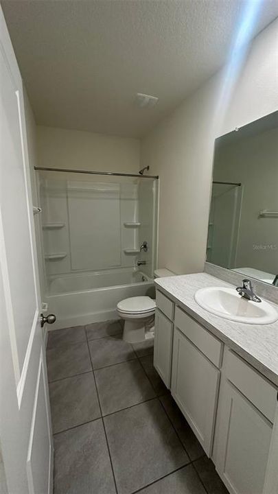 For Rent: $2,000 (3 beds, 2 baths, 1673 Square Feet)