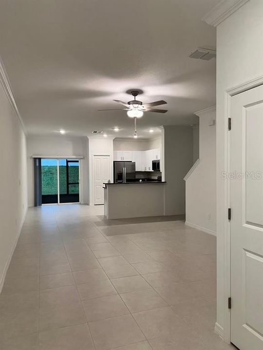 Active With Contract: $1,800 (3 beds, 2 baths, 1634 Square Feet)