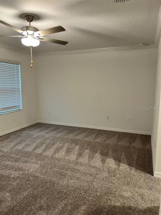 Active With Contract: $1,800 (3 beds, 2 baths, 1634 Square Feet)