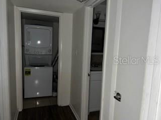 For Sale: $99,900 (2 beds, 1 baths, 990 Square Feet)