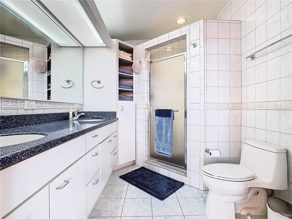 Master Bathroom #1 Upstairs