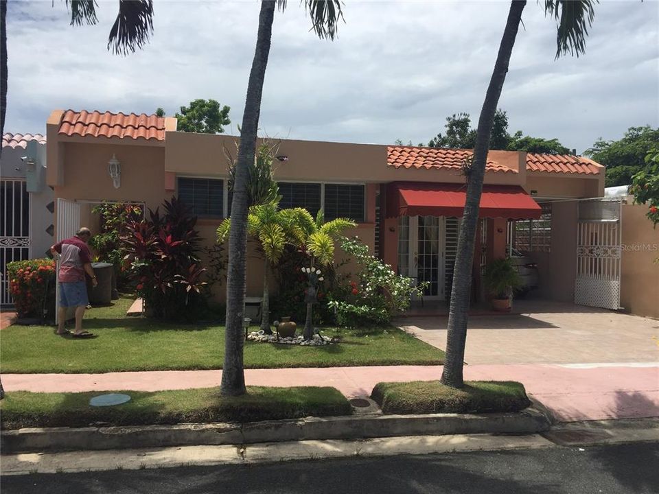 Recently Sold: $180,000 (3 beds, 2 baths, 1050 Square Feet)