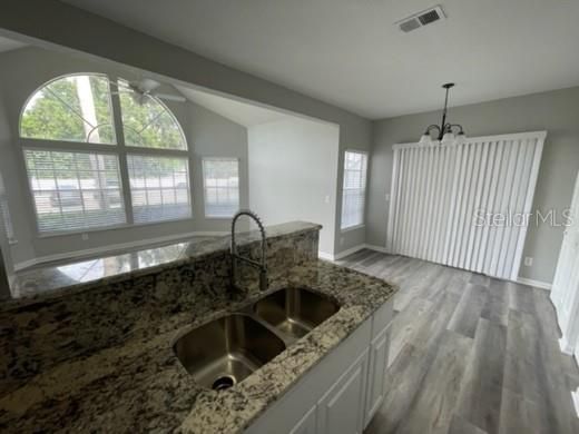 For Rent: $1,895 (2 beds, 2 baths, 1128 Square Feet)