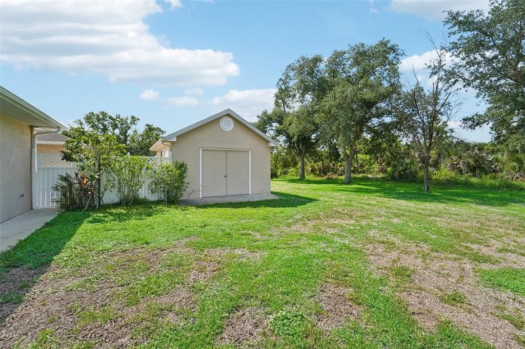 Active With Contract: $450,000 (4 beds, 2 baths, 2180 Square Feet)