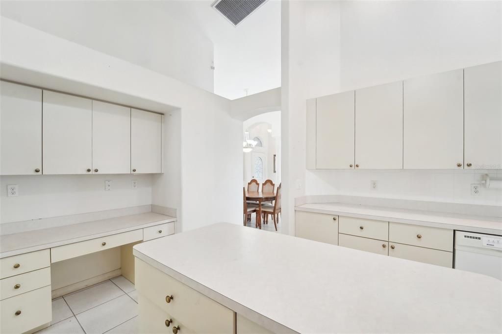 Active With Contract: $450,000 (4 beds, 2 baths, 2180 Square Feet)