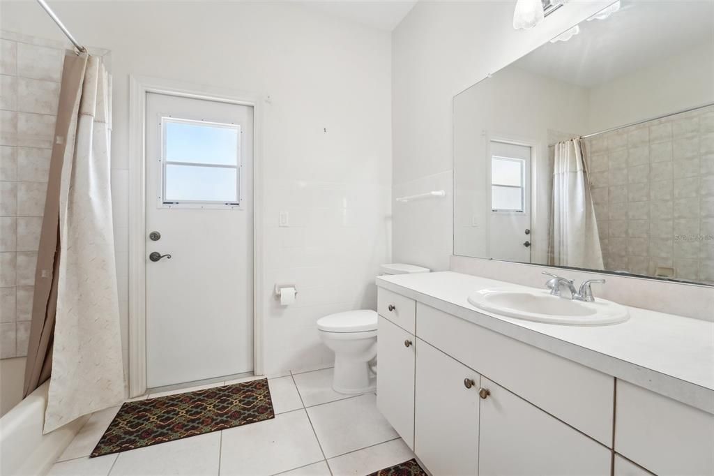 Active With Contract: $450,000 (4 beds, 2 baths, 2180 Square Feet)