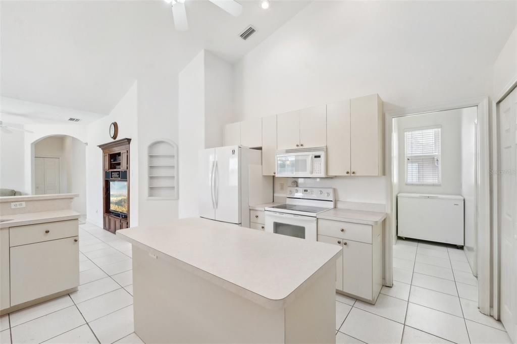 Active With Contract: $450,000 (4 beds, 2 baths, 2180 Square Feet)