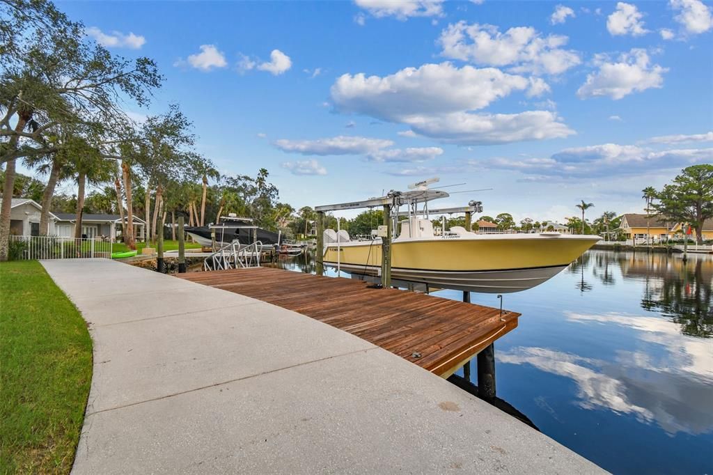 For Sale: $1,595,000 (3 beds, 2 baths, 2709 Square Feet)