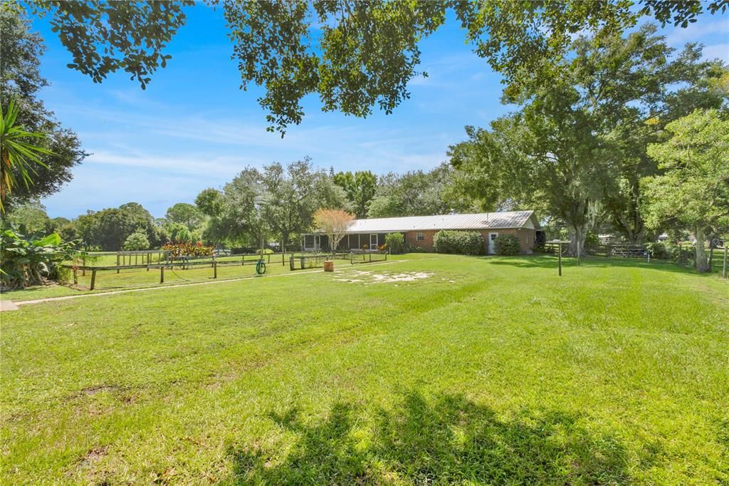 For Sale: $774,000 (3 beds, 3 baths, 1984 Square Feet)