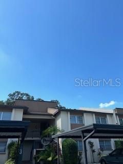 最近售出: $290,000 (2 贝兹, 2 浴室, 1090 平方英尺)