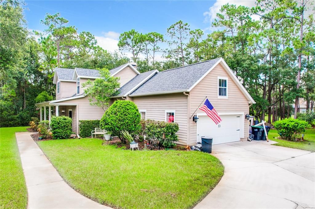 Active With Contract: $779,000 (4 beds, 2 baths, 2551 Square Feet)