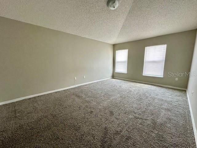 For Rent: $2,200 (4 beds, 2 baths, 2088 Square Feet)