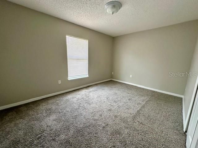 For Rent: $2,200 (4 beds, 2 baths, 2088 Square Feet)