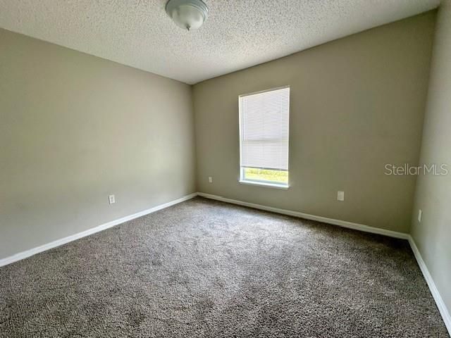 For Rent: $2,200 (4 beds, 2 baths, 2088 Square Feet)