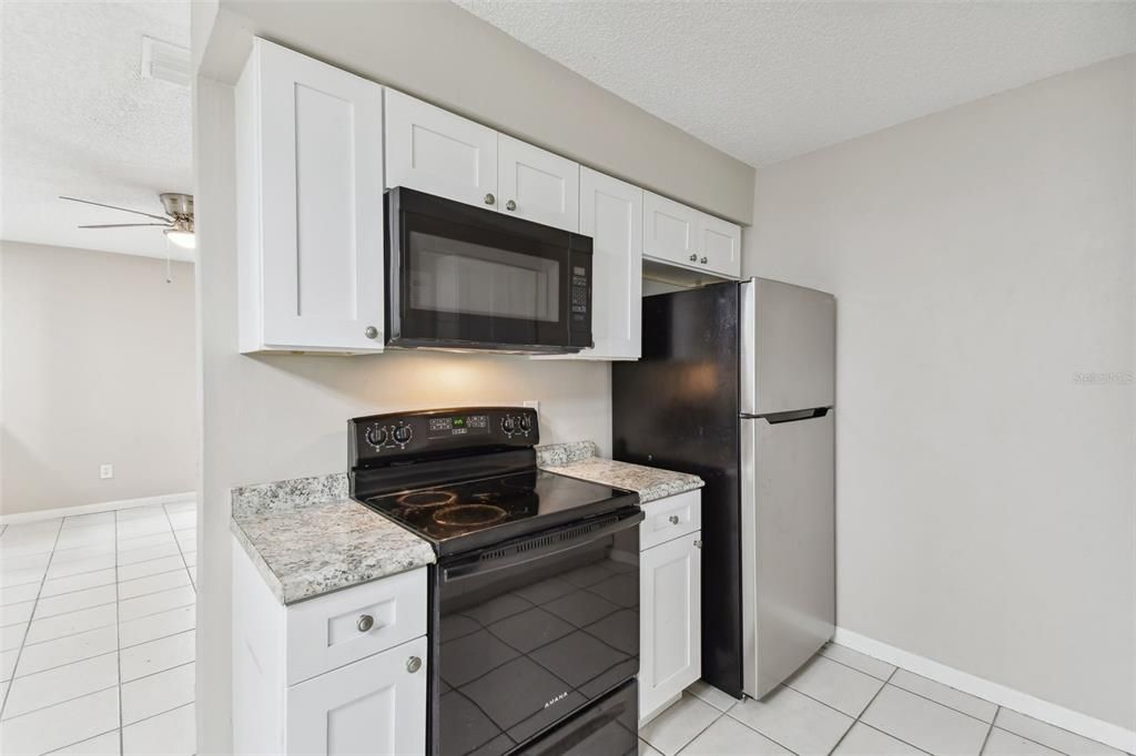 For Sale: $239,900 (2 beds, 1 baths, 1164 Square Feet)