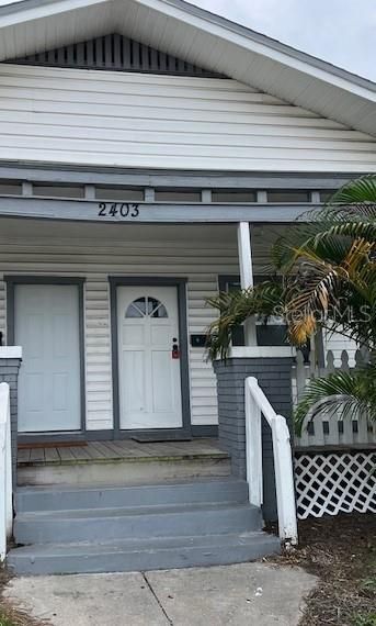 For Rent: $1,395 (1 beds, 1 baths, 702 Square Feet)